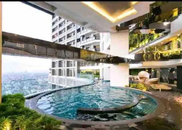 43F Gramercy Studio With Wi-Fi & Pool Access