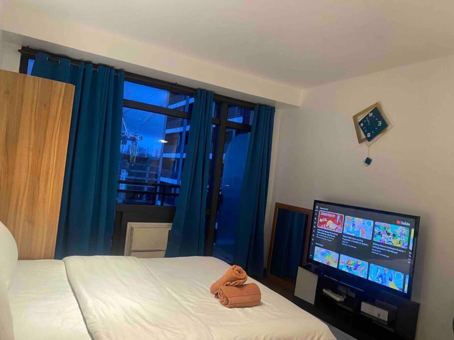 43f Gramercy With Wi-fi & Pool Access Apartment Manila